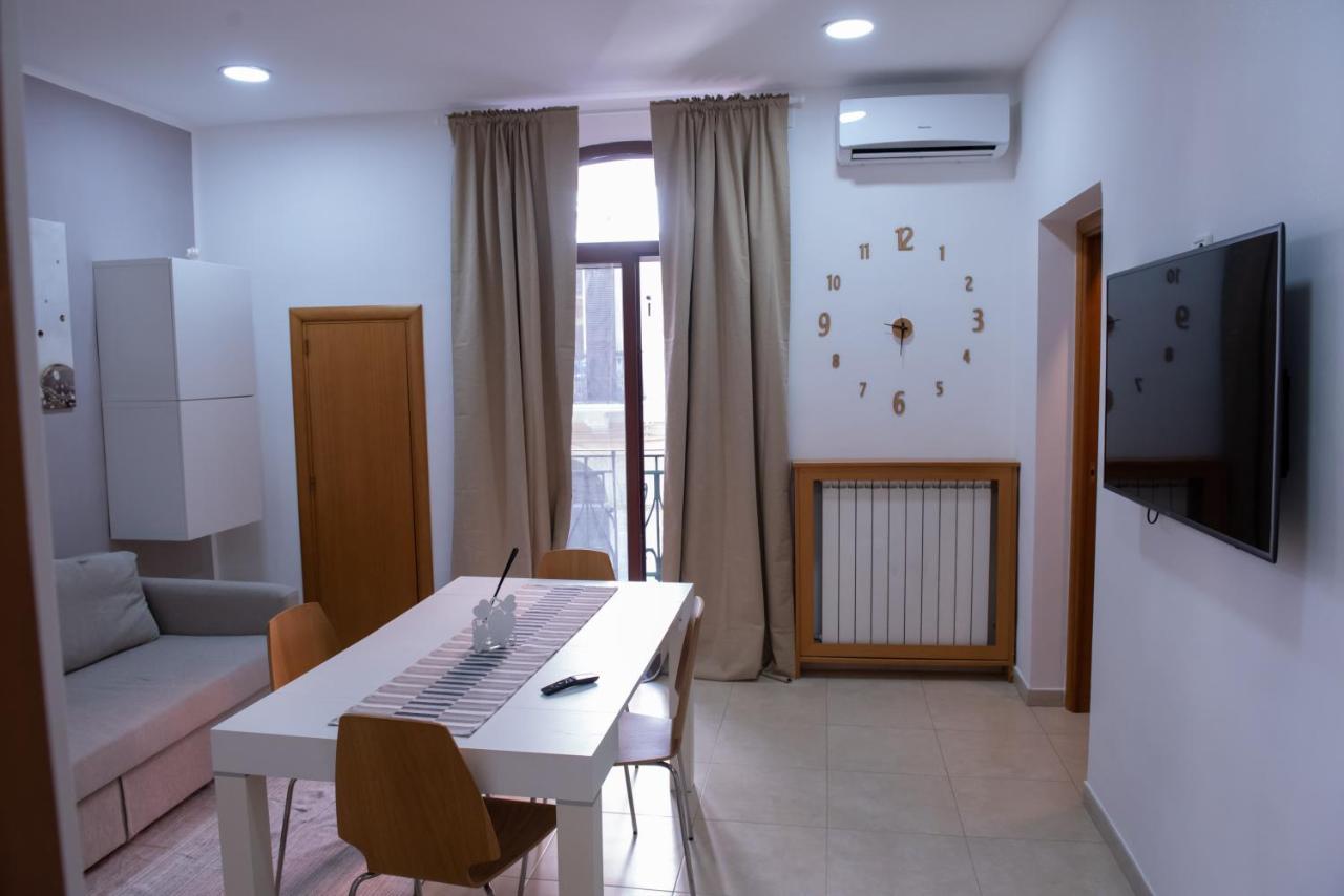 Casa Rita Apartment Bari Bagian luar foto