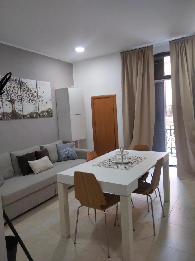 Casa Rita Apartment Bari Bagian luar foto